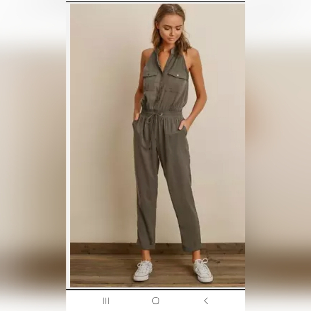 Dress Forum Jumpsuit, size Medium NWOT